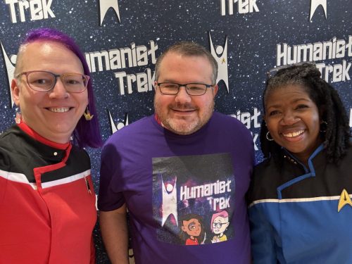 Sarah and Allie with convention attendee